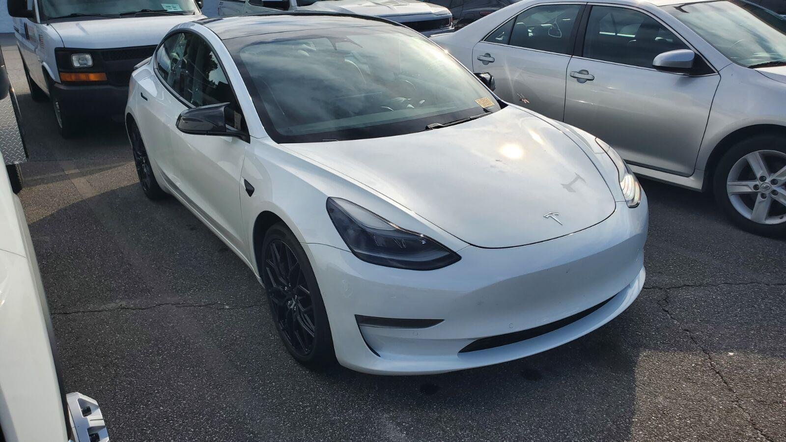 tesla model 3 2021 5YJ3E1EA8MF018209 image tesla model 3 2021 5YJ3E1EA8MF018209 image